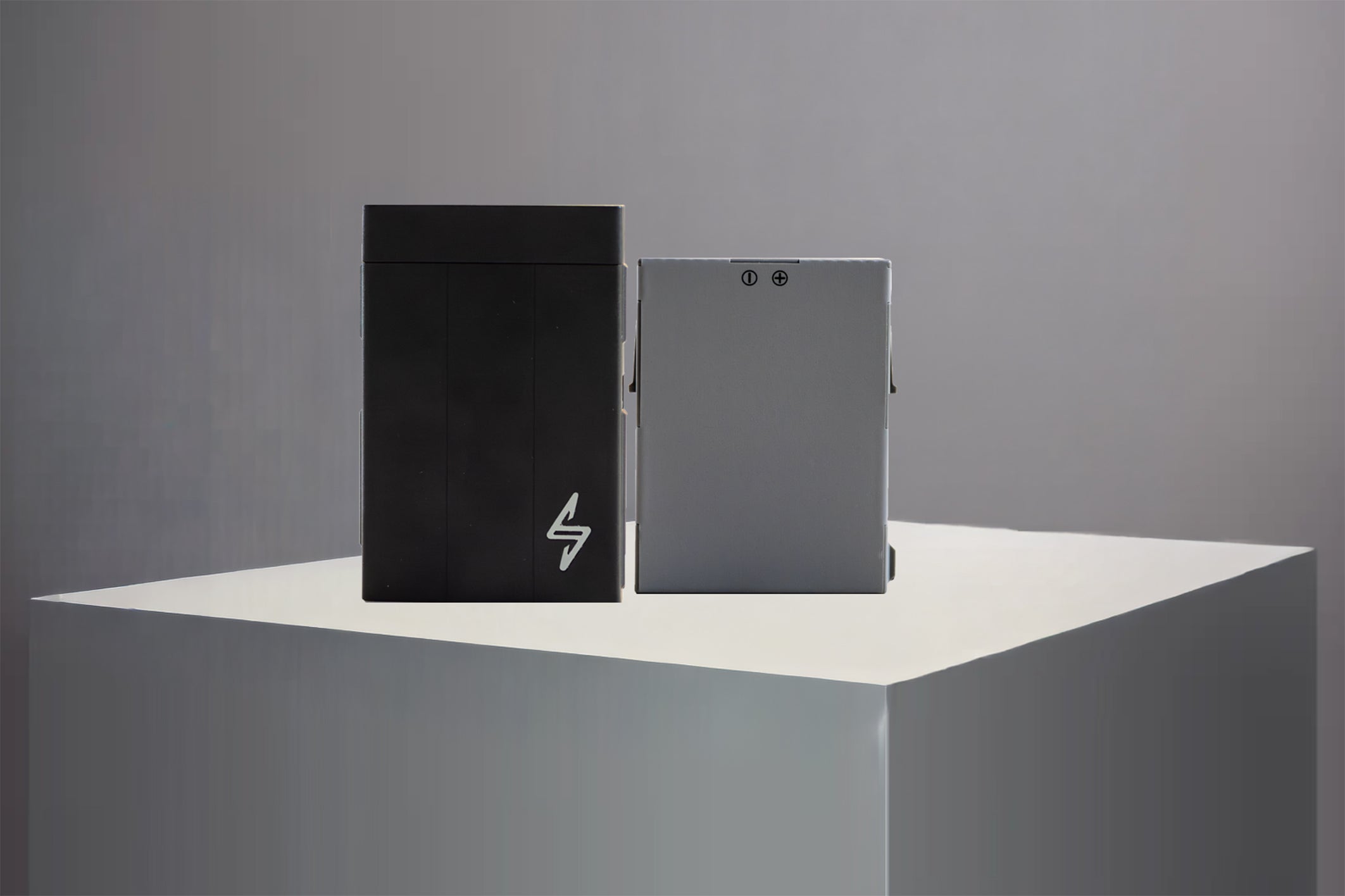 Swapery Battery Case